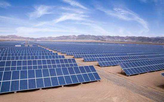 in de eerste helft van 2021 stijgt de wereldwijde bedrijfsfinanciering van zonne-energie met 193% jaar-op-jaar